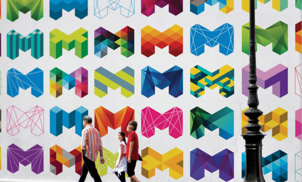 Dynamic brand logo adapting to multiple platforms and screens