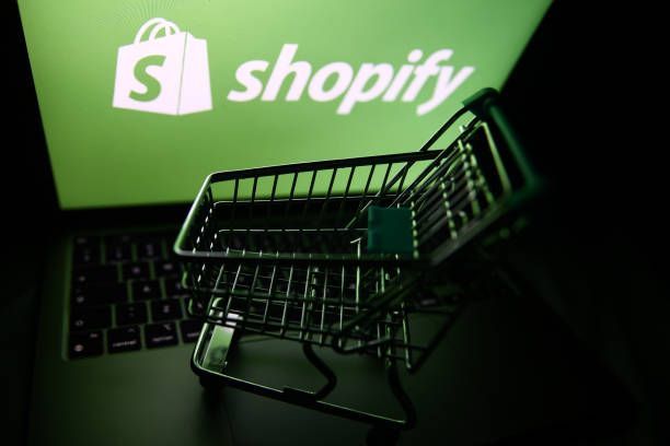 Entrepreneur building an online store using Shopify platform for e-commerce success